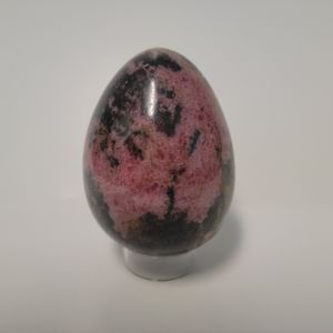 Rhodonite egg and palmstone